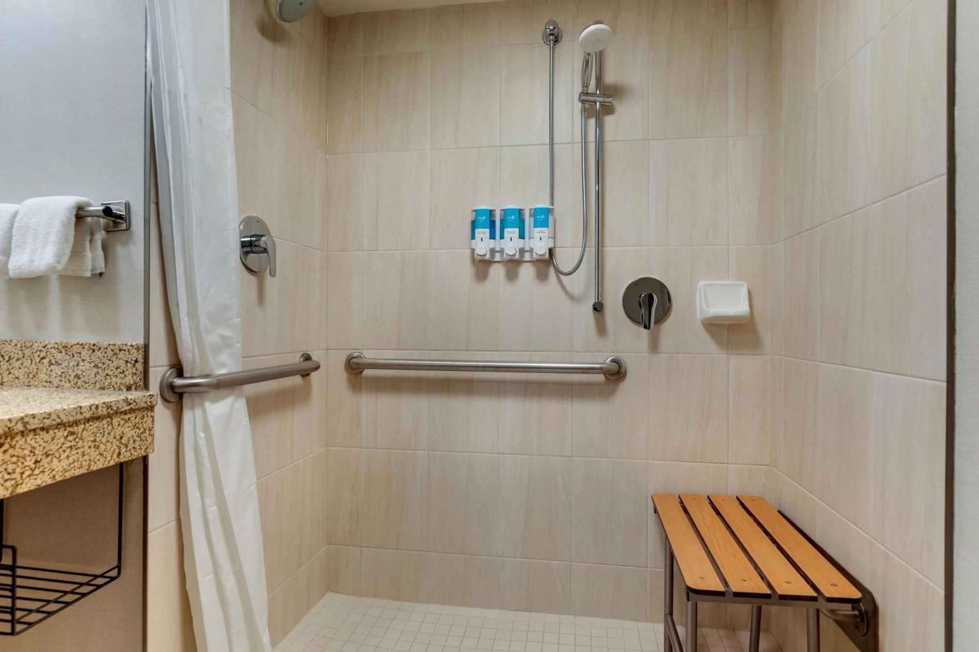 Drury Inn & Suites St. Louis St. Peters Saint Peters Esterno foto