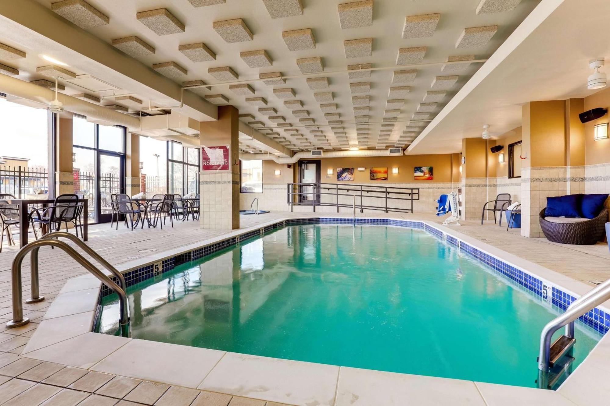 Drury Inn & Suites St. Louis St. Peters Saint Peters Esterno foto